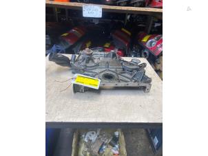 Gebruikte Distributiedeksel Mercedes C (W204) 1.8 C-180 CGI 16V Prijs € 76,23 Inclusief btw aangeboden door Autosloperij de Turk