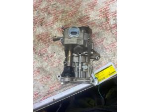 Gebruikte Oliepomp Opel Astra K 1.0 Turbo 12V Prijs € 108,90 Inclusief btw aangeboden door Autosloperij de Turk