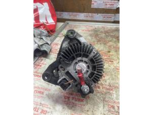 Gebruikte Dynamo Renault Megane III Coupe (DZ) 1.4 16V TCe 130 Prijs € 54,45 Inclusief btw aangeboden door Autosloperij de Turk