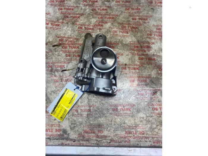 Gebruikte Oliepomp Peugeot 207/207+ (WA/WC/WM) 1.4 16V VTi Prijs € 108,90 Inclusief btw aangeboden door Autosloperij de Turk