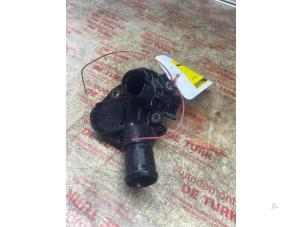 Gebruikte Thermostaathuis Peugeot 208 I (CA/CC/CK/CL) 1.4 16V Prijs € 26,62 Inclusief btw aangeboden door Autosloperij de Turk