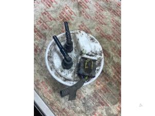 Gebruikte Benzinepomp Alfa Romeo MiTo (955) 1.4 16V Prijs € 43,56 Inclusief btw aangeboden door Autosloperij de Turk