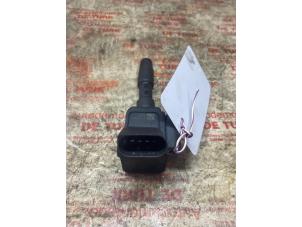 Gebruikte Bobine Volkswagen Polo V (6R) 1.2 12V Prijs € 21,78 Inclusief btw aangeboden door Autosloperij de Turk