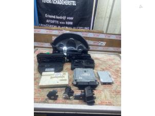 Gebruikte Kontaktslot + computer Mercedes E (C207) E-350 CDI V6 24V Prijs € 217,80 Inclusief btw aangeboden door Autosloperij de Turk