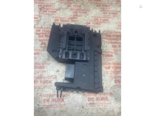 Gebruikte Zekeringkast Mercedes C (W204) 2.2 C-250 CDI 16V BlueEFFICIENCY Prijs € 43,56 Inclusief btw aangeboden door Autosloperij de Turk