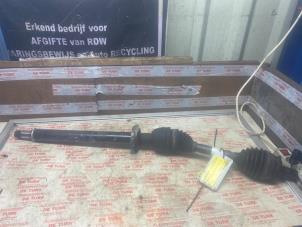 Gebruikte Cardanas rechts-voor (VWA) Mercedes B (W246) 1.6 B-180 BlueEFFICIENCY Turbo 16V Prijs € 84,70 Inclusief btw aangeboden door Autosloperij de Turk