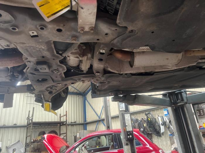Gebruikte Subframe Mercedes B (W246/W242) 1.6 B-180 BlueEFFICIENCY Turbo 16V Prijs € 82,28 Inclusief btw aangeboden door Autosloperij de Turk