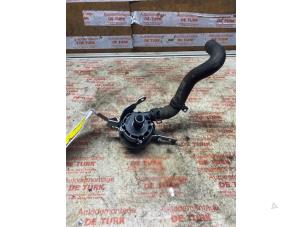 Gebruikte Waterpomp Mercedes B (W246) 1.6 B-180 BlueEFFICIENCY Turbo 16V Prijs € 21,78 Inclusief btw aangeboden door Autosloperij de Turk