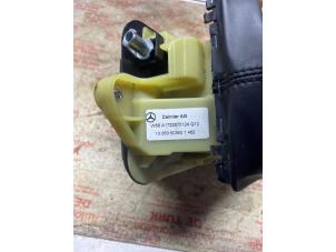 Gebruikte Pook Mercedes SLK (R172) 2.1 250 CDI, 250d 16V Prijs € 87,12 Inclusief btw aangeboden door Autosloperij de Turk