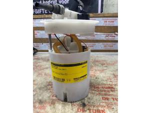 Gebruikte Benzinepomp Ford B-Max (JK8) 1.0 EcoBoost 12V 125 Prijs € 43,56 Inclusief btw aangeboden door Autosloperij de Turk