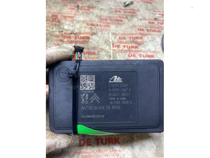 Gebruikte ABS Pomp Citroen C3 (SC) 1.2 VTi 82 12V Prijs € 54,45 Inclusief btw aangeboden door Autosloperij de Turk