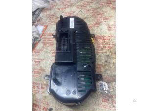 Gebruikte Kilometerteller KM Seat Altea XL (5P5) 1.8 TFSI 16V Prijs € 43,56 Inclusief btw aangeboden door Autosloperij de Turk