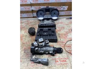 Gebruikte Kontaktslot + computer Seat Ibiza IV SC (6J1) 1.4 TSI 16V FR Prijs € 108,90 Inclusief btw aangeboden door Autosloperij de Turk