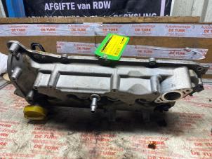 Gebruikte Kleppendeksel Nissan Juke (F15) 1.2 DIG-T 16V Prijs € 54,45 Inclusief btw aangeboden door Autosloperij de Turk