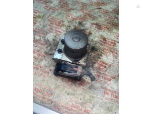 Gebruikte ABS Pomp Kia Venga 1.4 CVVT 16V Prijs € 98,01 Inclusief btw aangeboden door Autosloperij de Turk