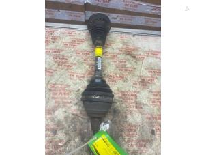 Gebruikte Steekas links-voor Volkswagen Golf V (1K1) 2.0 GTI 16V FSI Turbo Prijs € 82,28 Inclusief btw aangeboden door Autosloperij de Turk