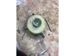 Gebruikte Stuurbekrachtiging Pomp Skoda Fabia II Combi 1.2i 12V Prijs € 76,23 Inclusief btw aangeboden door Autosloperij de Turk