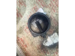 Gebruikte Luchtmassameter Volkswagen Transporter T5 2.0 TDI BlueMotion Prijs € 32,67 Inclusief btw aangeboden door Autosloperij de Turk