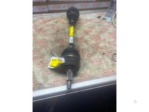 Gebruikte Steekas links-voor Volkswagen Transporter T5 2.0 TDI BlueMotion Prijs € 108,90 Inclusief btw aangeboden door Autosloperij de Turk