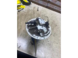 Gebruikte Benzinepomp Peugeot 2008 (CU) 1.2 Vti 12V PureTech 82 Prijs € 43,56 Inclusief btw aangeboden door Autosloperij de Turk