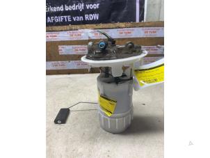 Gebruikte Benzinepomp Citroen C4 Cactus (0B/0P) 1.2 PureTech 82 12V Prijs € 43,56 Inclusief btw aangeboden door Autosloperij de Turk