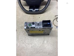 Gebruikte Radio Citroen C4 Cactus (0B/0P) 1.2 PureTech 82 12V Prijs € 108,90 Inclusief btw aangeboden door Autosloperij de Turk
