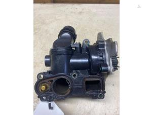 Gebruikte Waterpomp Audi A5 Cabrio (8F7) 2.0 TFSI 16V Prijs € 87,12 Inclusief btw aangeboden door Autosloperij de Turk