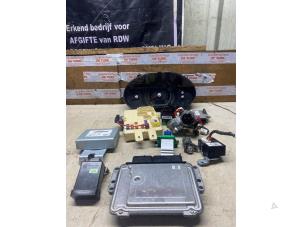 Gebruikte Contactslot + computer Kia Sportage (QL) 1.6 GDI 16V 4x2 Prijs € 121,00 Inclusief btw aangeboden door Autosloperij de Turk