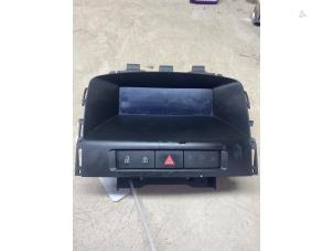 Gebruikte Display Interieur Opel Astra J GTC (PD2/PF2) 1.4 Turbo 16V ecoFLEX 120 Prijs € 32,67 Inclusief btw aangeboden door Autosloperij de Turk