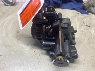 Gebruikte Oliepomp Nissan Juke (F15) 1.2 DIG-T 16V Prijs € 43,56 Inclusief btw aangeboden door Autosloperij de Turk