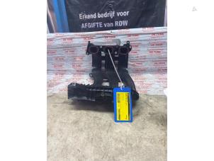 Gebruikte Inlaatspruitstuk Peugeot 208 I (CA/CC/CK/CL) 1.2 Vti 12V PureTech 82 Prijs € 26,62 Inclusief btw aangeboden door Autosloperij de Turk