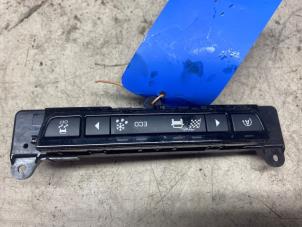 Gebruikte Schakelaar (diversen) Jaguar XE 2.0d 180 16V Prijs € 16,94 Inclusief btw aangeboden door Autosloperij de Turk