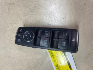 Gebruikte Elektrisch Raam Schakelaar Mercedes CLS (C218) 250 CDI BlueEfficiency,BlueTEC, 250 d Prijs € 43,56 Inclusief btw aangeboden door Autosloperij de Turk