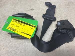 Gebruikte Veiligheidsgordel rechts-voor Mercedes Sprinter 3,5t (906.13/906.23) 313 CDI 16V Euro 4 Prijs € 54,45 Inclusief btw aangeboden door Autosloperij de Turk