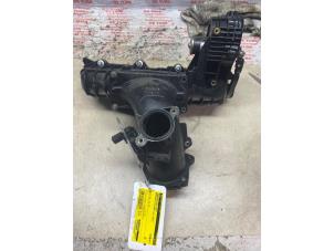 Gebruikte Luchtinlaat slang Mercedes E (W212) E-250 CDI 16V BlueEfficiency,BlueTec Prijs € 87,12 Inclusief btw aangeboden door Autosloperij de Turk