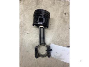 Gebruikte Zuiger Renault Megane III Grandtour (KZ) 1.5 dCi 110 Prijs € 43,56 Inclusief btw aangeboden door Autosloperij de Turk