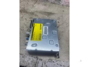 Gebruikte Navigatie computer Peugeot 308 (L3/L8/LB/LH/LP) 1.2 12V e-THP PureTech 130 Prijs € 65,34 Inclusief btw aangeboden door Autosloperij de Turk