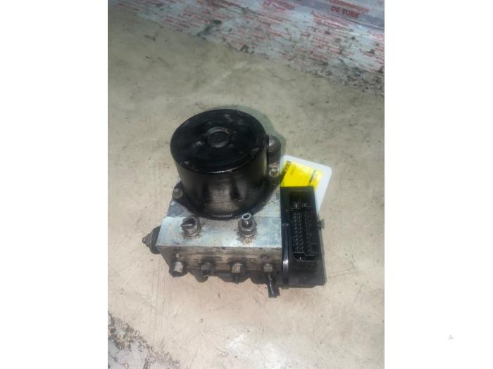 Gebruikte ABS Pomp Volkswagen Polo V (6R) 1.2 TDI 12V BlueMotion Prijs € 24,20 Inclusief btw aangeboden door Autosloperij de Turk