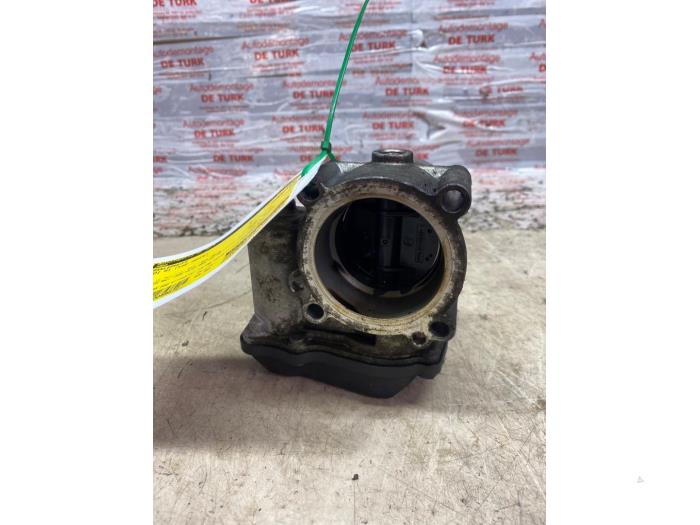 Gebruikte Gasklephuis Audi A1 Sportback (8XA/8XF) 1.4 TFSI Cylinder on demand 16V Prijs € 70,18 Inclusief btw aangeboden door Autosloperij de Turk