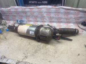 Gebruikte Roetfilter Peugeot 307 CC (3B) 2.0 HDIF 16V Prijs € 326,70 Inclusief btw aangeboden door Autosloperij de Turk