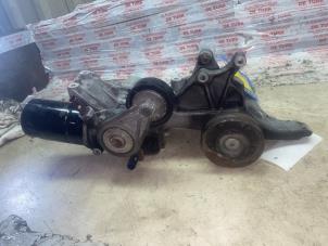 Gebruikte Oliekoeler Volkswagen Transporter T5 2.0 TDI BlueMotion Prijs € 43,56 Inclusief btw aangeboden door Autosloperij de Turk