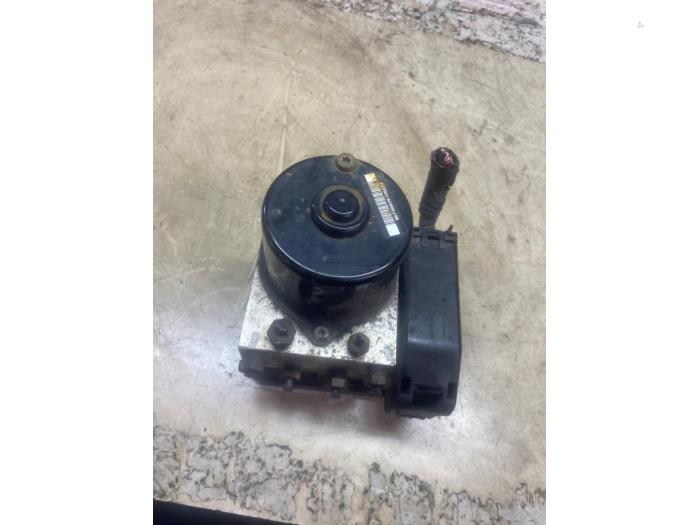 Gebruikte ABS Pomp Mazda 2 (NB/NC/ND/NE) 1.4 16V Prijs € 54,45 Inclusief btw aangeboden door Autosloperij de Turk
