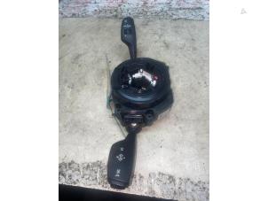 Gebruikte Combischakelaar Stuurkolom BMW 2 serie (F22) 220i 2.0 Turbo 16V Prijs € 65,34 Inclusief btw aangeboden door Autosloperij de Turk