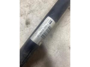 Gebruikte Steekas links-achter BMW 2 serie (F22) 220i 2.0 Turbo 16V Prijs € 54,45 Inclusief btw aangeboden door Autosloperij de Turk