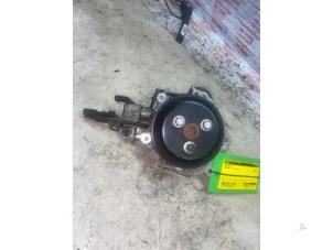 Gebruikte Waterpomp Jaguar XE 2.0d 180 16V Prijs € 54,45 Inclusief btw aangeboden door Autosloperij de Turk