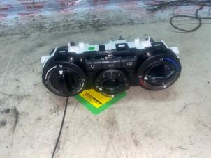 Gebruikte Chaufage Bedieningspaneel Peugeot 208 I (CA/CC/CK/CL) 1.2 Vti 12V PureTech 82 Prijs € 16,94 Inclusief btw aangeboden door Autosloperij de Turk