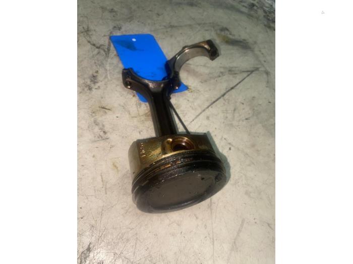 Gebruikte Zuiger Opel Corsa E 1.4 Turbo 16V Prijs € 26,62 Inclusief btw aangeboden door Autosloperij de Turk