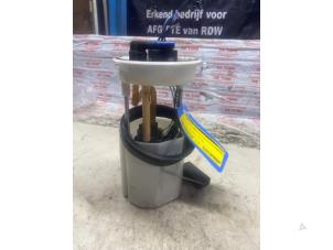 Gebruikte Benzinepomp Volkswagen Polo V (6R) 1.2 12V Prijs € 38,72 Inclusief btw aangeboden door Autosloperij de Turk