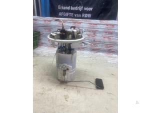 Gebruikte Benzinepomp Peugeot 208 I (CA/CC/CK/CL) 1.0 Vti 12V PureTech Prijs € 21,78 Inclusief btw aangeboden door Autosloperij de Turk