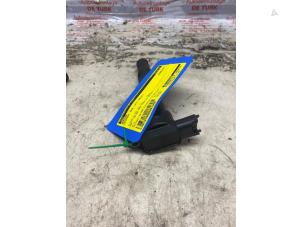 Gebruikte Bobine Peugeot 208 I (CA/CC/CK/CL) 1.0 Vti 12V PureTech Prijs € 10,89 Inclusief btw aangeboden door Autosloperij de Turk